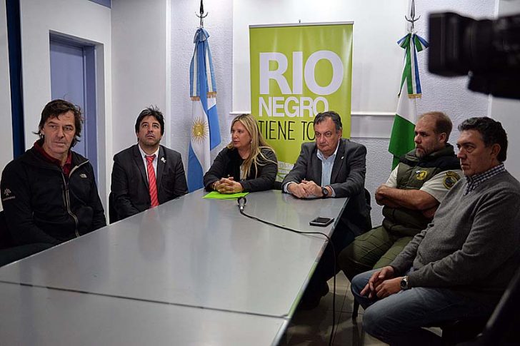 AAGM-firma-convenio-Rio-Negro-a1