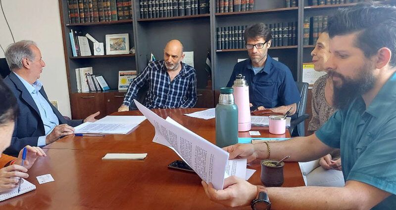 1 Senado, Mario, Craig